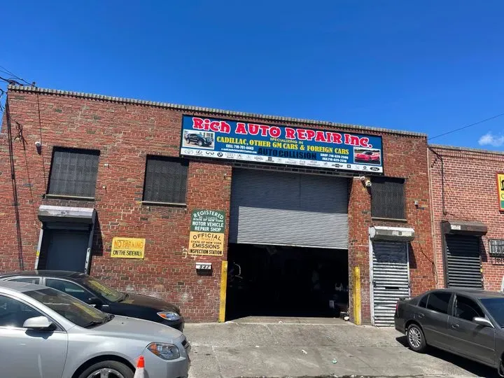 https://cdn.trust-mechanics.com/photos/vWLQCXyuybp3LKEzFlGy/a4093503-dad7-4a3f-ab03-cec9d735ad0a_720x720