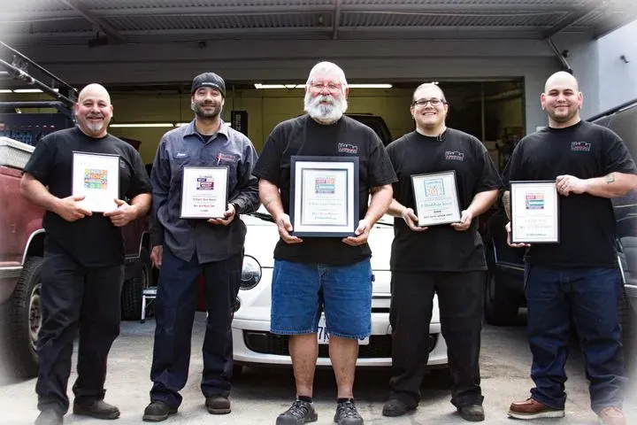 https://cdn.trust-mechanics.com/photos/vjNp0CBahNwHRkXUlHt4/0fa9b9bb-f1fc-4b7f-b56e-15d0dc85810b_720x720