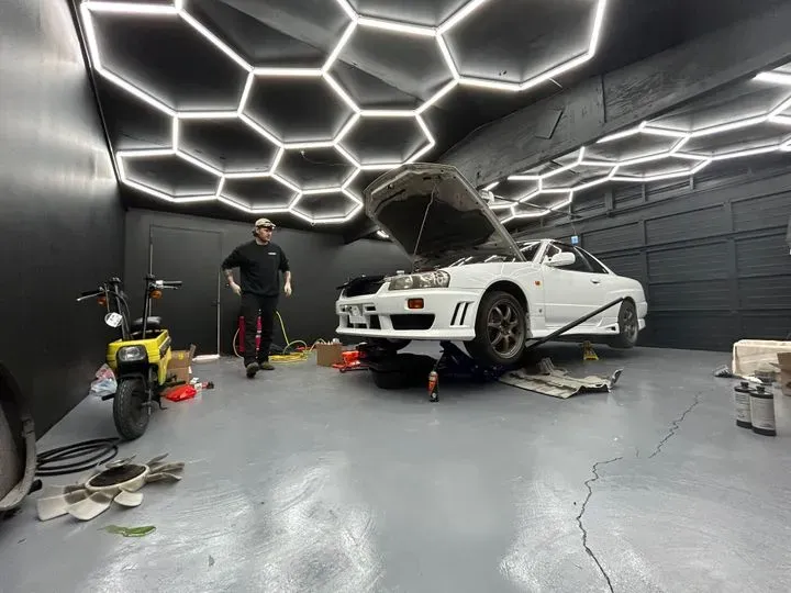 https://cdn.trust-mechanics.com/photos/vlARvlwEp9L2CfZYAEX4/b2e4a09c-2bd0-47c9-a7af-75313500baa7_720x720