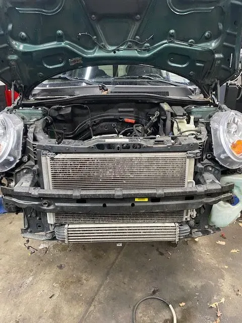 https://cdn.trust-mechanics.com/photos/voylrbljom5zWg7kU9Py/fcbba088-beef-4224-a195-d30781cb957a_720x720
