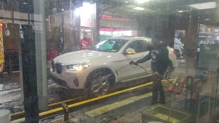 https://cdn.trust-mechanics.com/photos/vuVeWION1OByInKOFFoo/24e51e89-a7eb-4aa0-b700-7d567afb8a9e_720x720