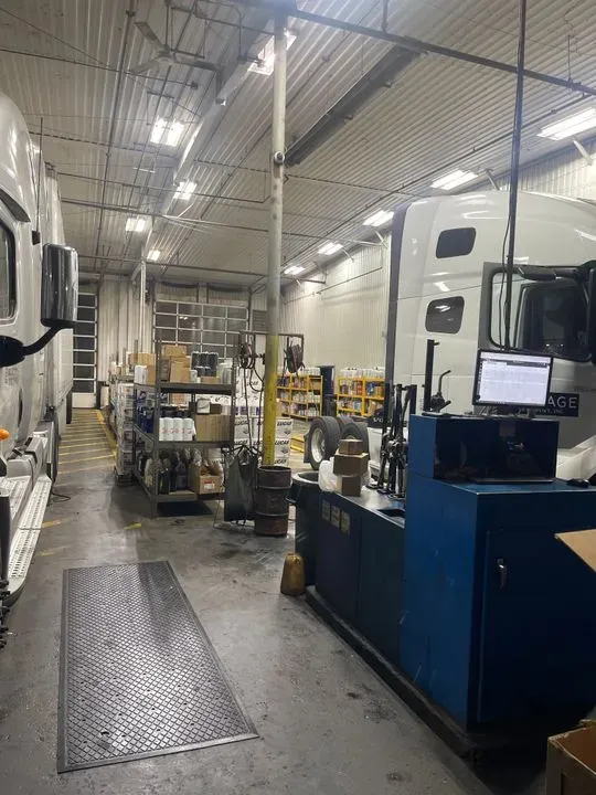 https://cdn.trust-mechanics.com/photos/w6FbQsPfOJToasebRfpy/b1aa3866-1d57-48fa-82d7-1a6d349967bc_720x720