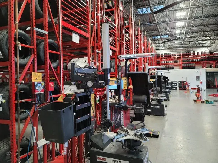 https://cdn.trust-mechanics.com/photos/wdth5HYrrVEj98tOwz7v/06f6b4be-209f-45c8-8724-1e620fc751c7_720x720