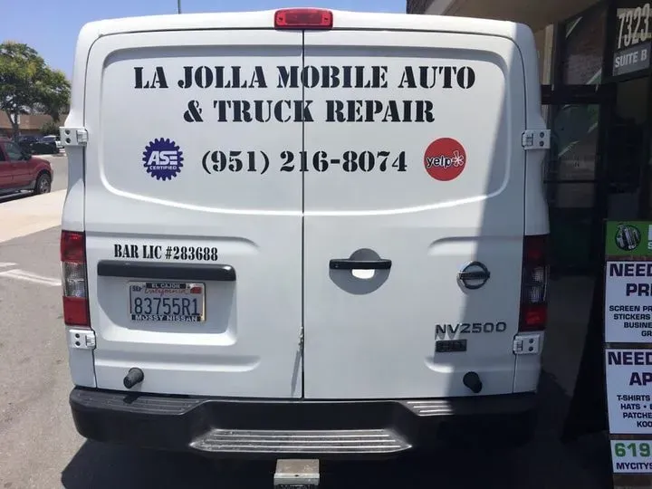 https://cdn.trust-mechanics.com/photos/wkytwgLvgKGi04uaTfjD/7d21d9a6-e717-4311-bdd1-c6e33b9d4115_720x720