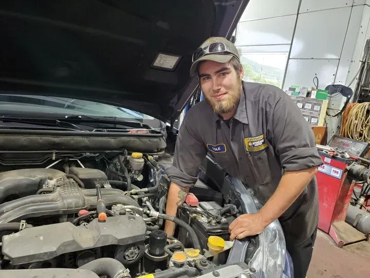 https://cdn.trust-mechanics.com/photos/wxLIiEf11ypqAtiW5MKv/e367bd18-26c2-482d-9513-994e7b03f70a_720x720