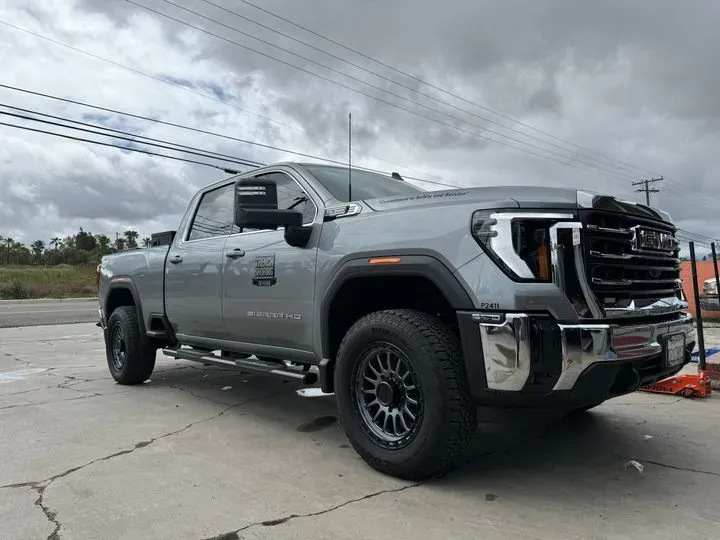 https://cdn.trust-mechanics.com/photos/x8smOdsDZbDLf4ZF6SKt/49a54025-885b-44be-a951-11464ec151cb_720x720