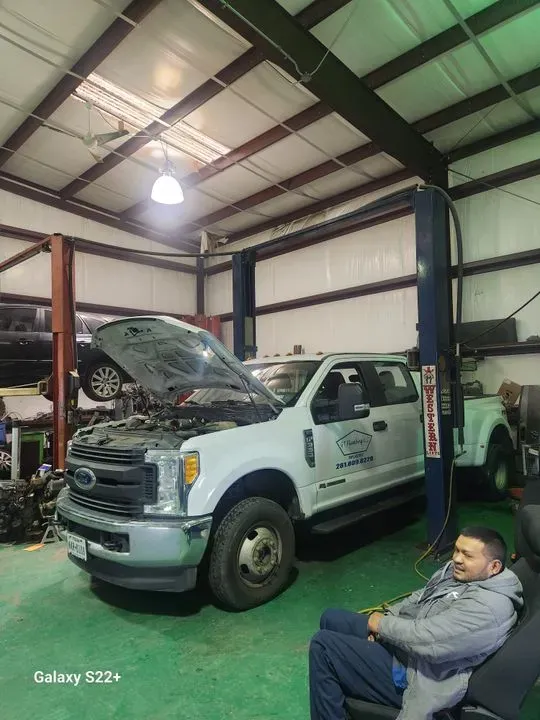 https://cdn.trust-mechanics.com/photos/xHen6WvzSCC9EtFb2zwX/06d4f00e-30a9-4098-8b45-ea49537af489_720x720