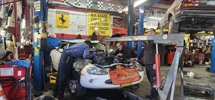 https://cdn.trust-mechanics.com/photos/xLwjqFcLXkHFxrPQvYfU/562a1b51-090a-4447-8f6d-c09c90ce5c8d_720x720