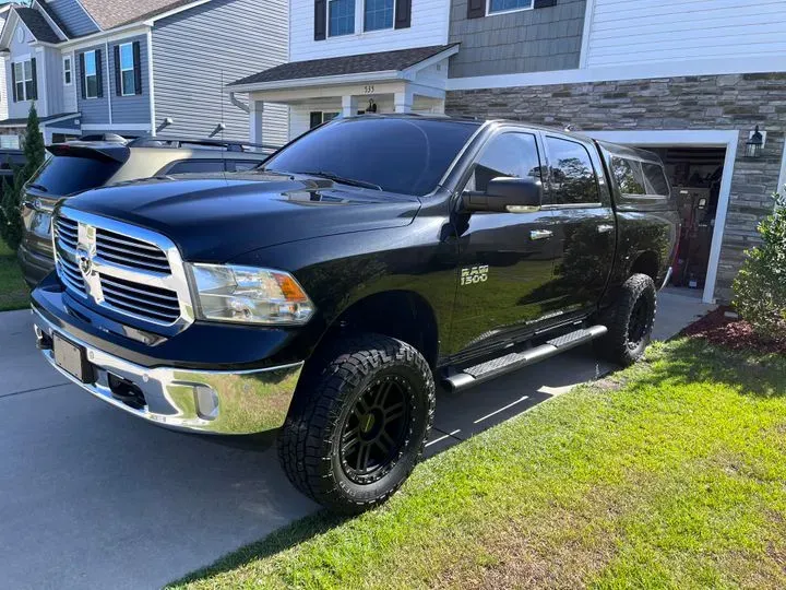 https://cdn.trust-mechanics.com/photos/xcyUAOOHnOqC7tMV6GT6/749712f2-7df0-4d23-8ca3-91b3496dbecd_720x720