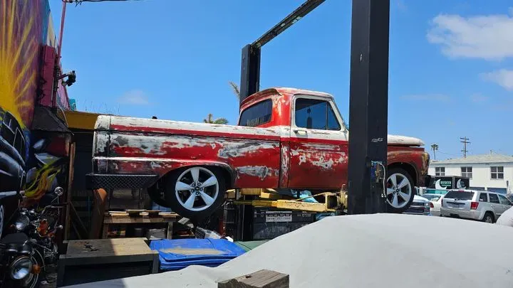 https://cdn.trust-mechanics.com/photos/xn8j4PFUTTojhhrNY0fv/1df0ee2f-3eb3-46cc-a93d-40b3651e4abf_720x720