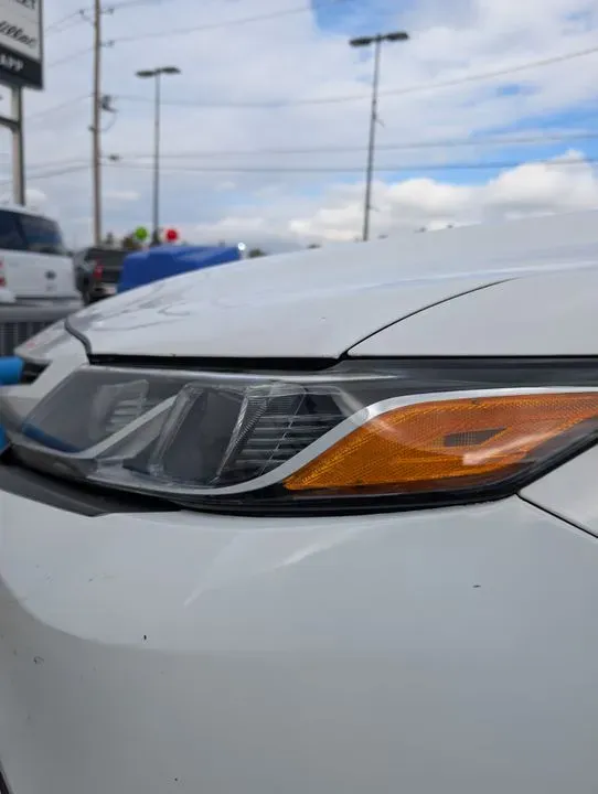 https://cdn.trust-mechanics.com/photos/xqWvoFs7EFej9ZYpE0sY/a40eb5f8-4939-4510-bf7e-97b6fe7c7914_720x720