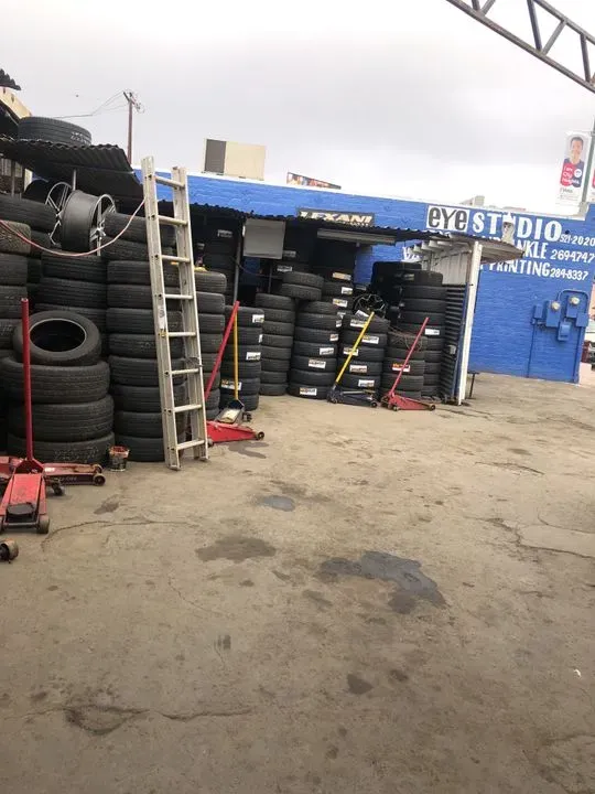 https://cdn.trust-mechanics.com/photos/y46p1tRouFM5ueudai54/2b2ba97d-4c63-4ae3-ae18-31e301975467_720x720