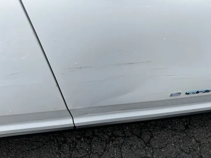 https://cdn.trust-mechanics.com/photos/y63guPANOxFqpdKQJddD/b5925af5-c6d5-43e4-a3f1-ce7cc0c6bddd_720x720