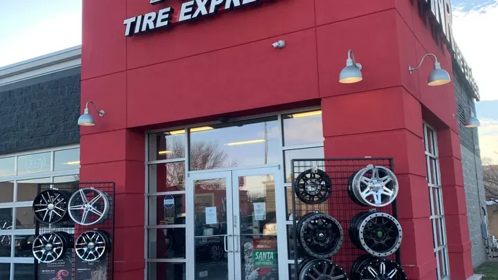 https://cdn.trust-mechanics.com/photos/yPgWY6FskOPVv4xNV4y4/df41ad81-a0bc-44bc-b78c-8db8edc20296_720x720