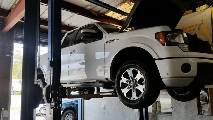 https://cdn.trust-mechanics.com/photos/yRCqyaqlfzqAKfkFBEjh/7f1a31a9-5163-4396-b2ca-bfbd57d5647a_720x720