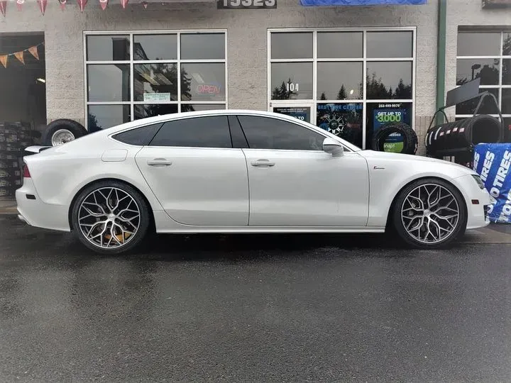 https://cdn.trust-mechanics.com/photos/yY32RgC7X15EBQ7dTY4D/4053b16d-0f5d-4d5c-aed3-a5bc048c3711_720x720