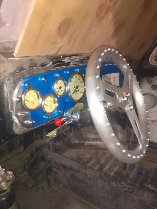 https://cdn.trust-mechanics.com/photos/yd4snDdiwGzfzntBd9dN/78e0b86c-8196-4344-9783-bb5e94ad5b0c_720x720
