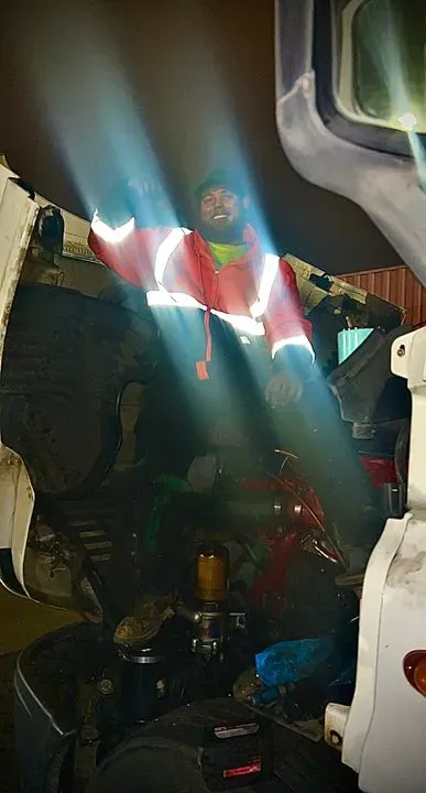 https://cdn.trust-mechanics.com/photos/yuDYUzvNjV4i0QU2dEgr/05716cd9-f24e-4253-9e46-bad733af7b8e_720x720