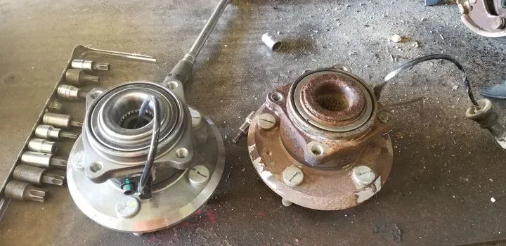 https://cdn.trust-mechanics.com/photos/yzxpSwcMbL63eDSA0qfD/0dc84eb2-5d67-4bc6-bdc3-d3adae4aeb8d_720x720