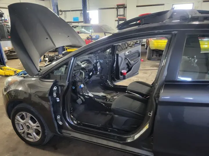 https://cdn.trust-mechanics.com/photos/z8W5z9svKugnriBJUQAL/e61a66e8-dab7-4230-b3af-41fb7f9867df_720x720