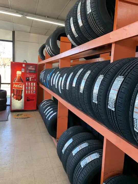 https://cdn.trust-mechanics.com/photos/zI5rTc1lQwzLRj6ADiR8/a9282322-f94c-4863-bdf1-4a48562fc018_720x720