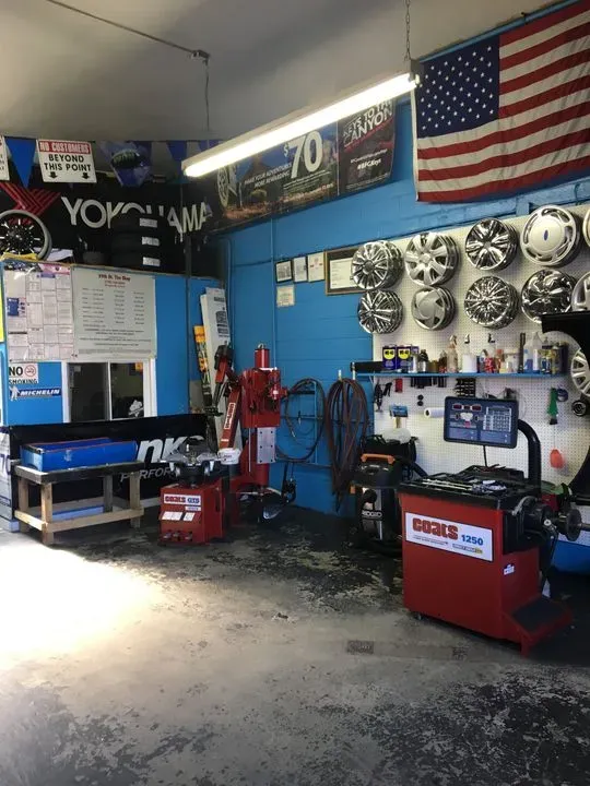 https://cdn.trust-mechanics.com/photos/zP9C74g7X0kn3wypTwuE/de27c2f0-b0e6-416d-8714-ce671fcedba4_720x720