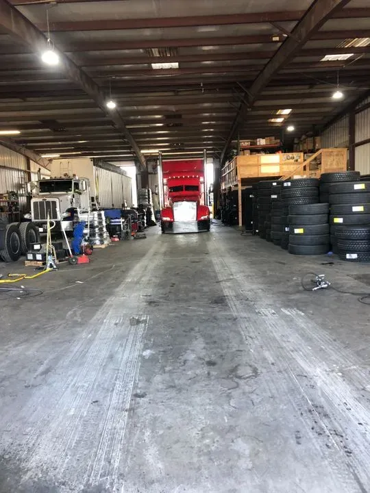 https://cdn.trust-mechanics.com/photos/ztU4FdmjECc9iB7AC6eB/6fb5e739-e5bc-44c4-bae3-fe4786626341_720x720
