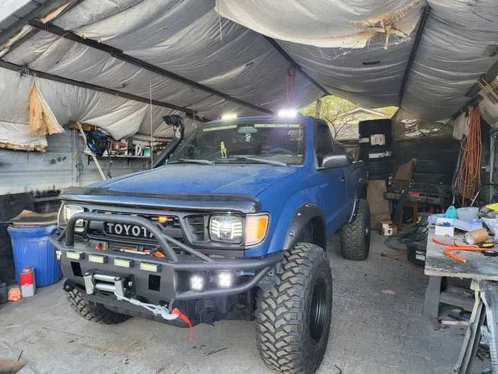 https://cdn.trust-mechanics.com/photos/zyyqh7WqgKKzq8AGTFWq/ede3d6fa-a246-40c1-94f9-0c8ce7d908fe_720x720