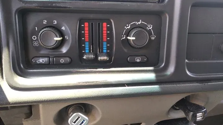 https://cdn.trust-mechanics.com/photos/zziJ01IgRwZrOFdmziNp/162c715d-51fb-4937-b146-d5bc7ca95e3c_720x720